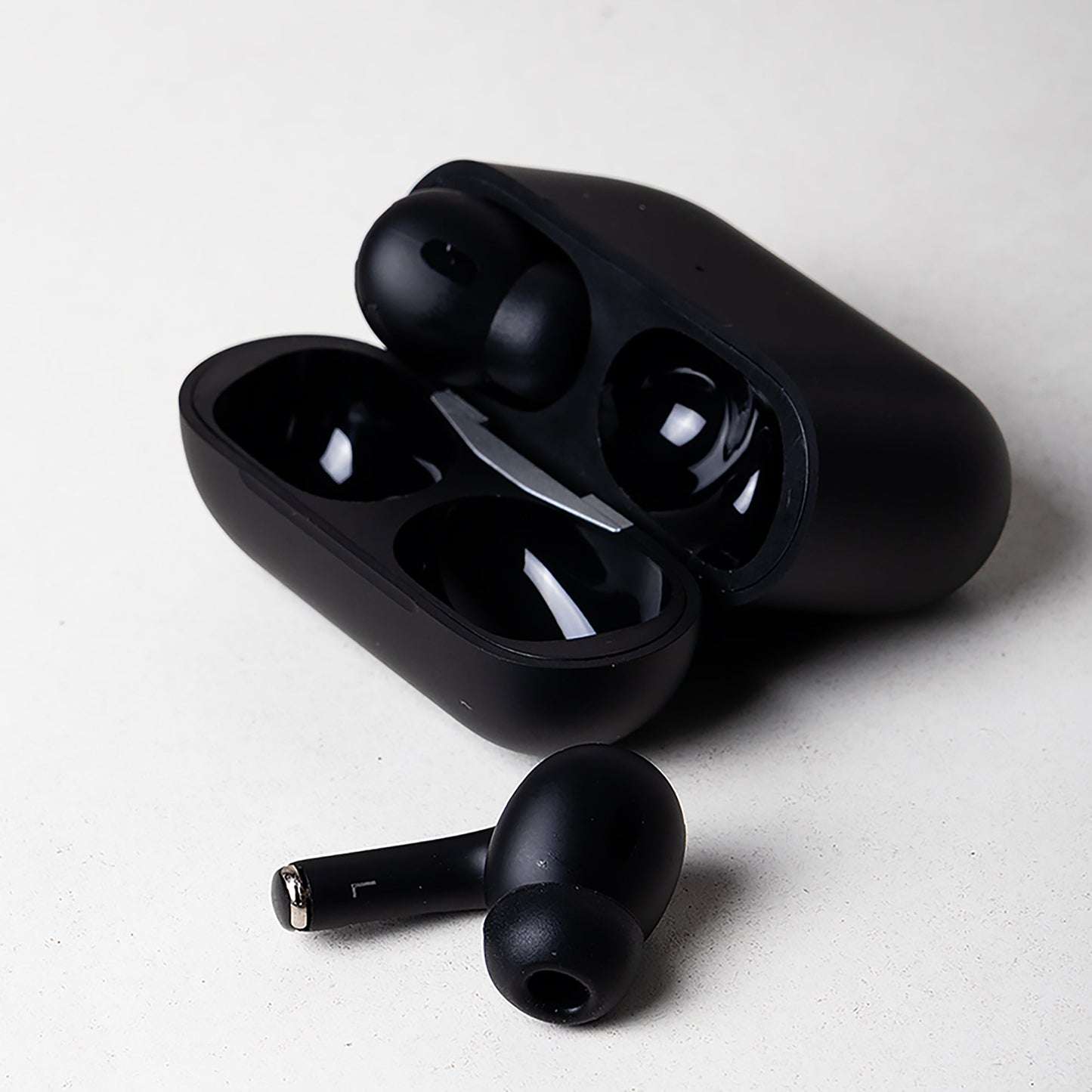 Air Pro 2nd Generation Black Edition
