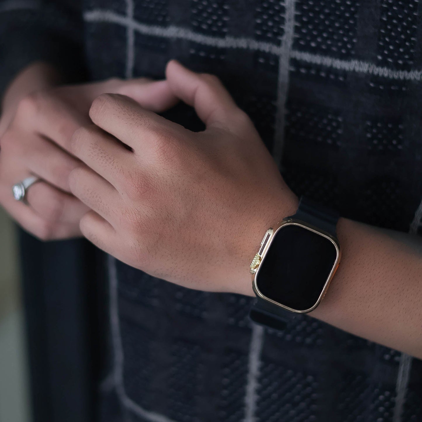 IWatch 2 Ultra (Gold Edition) | Magsafe Charging